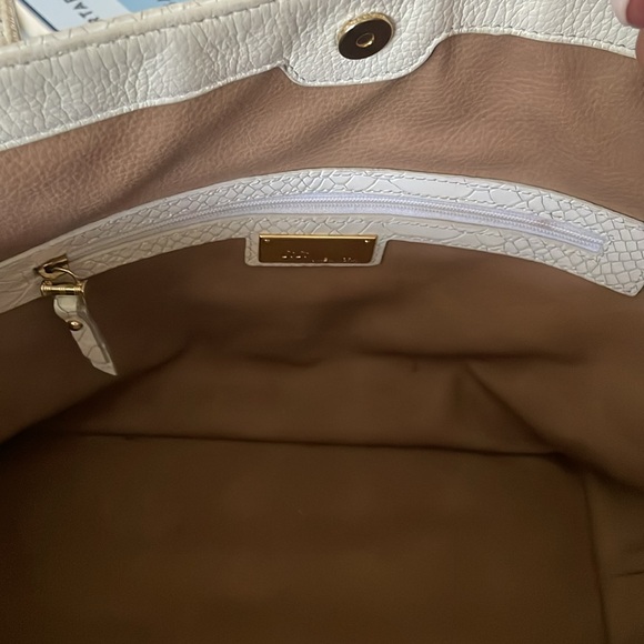 Gigi white Taylor Leather tote - Picture 6 of 10